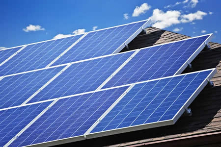 Solar Panel Cleaning: Does It Really Improve Output in Virginia?